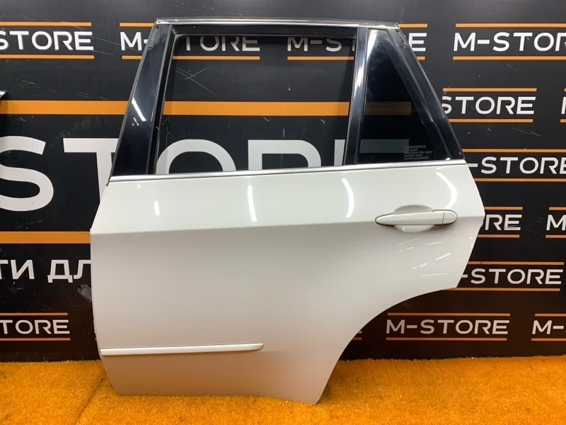 Дверь Bmw X5 2011 41527261481 E70 N55B30A, задняя левая