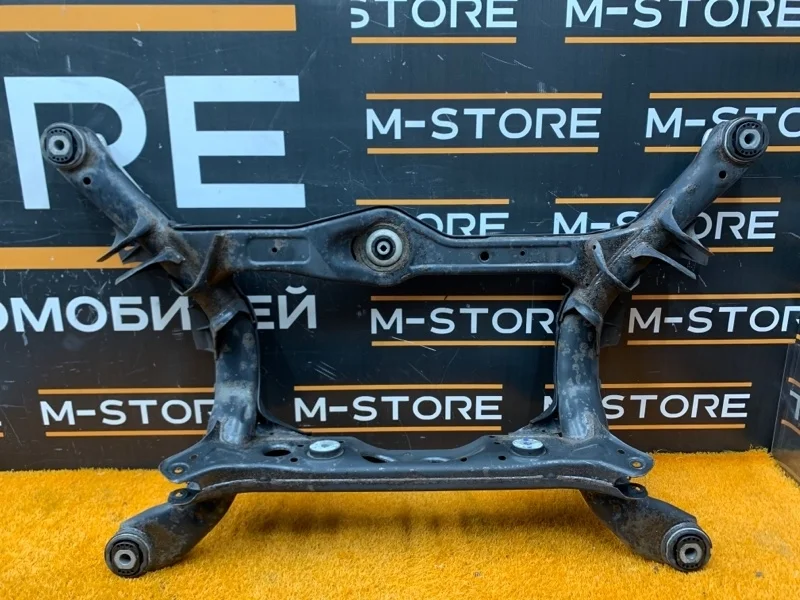 Балка поперечная (подрамник) Audi Q5 2009 8R0505235M 8R CDNC, задняя