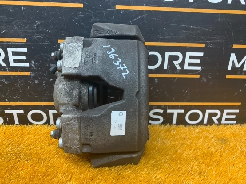 Суппорт Audi A5 2014 8K0615124H 8T CDNC, передний правый