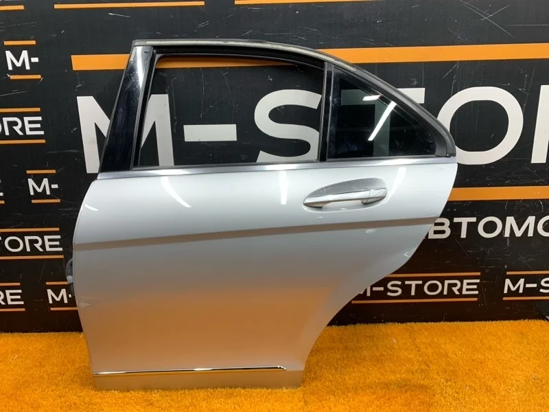 Дверь Mercedes-Benz C-Class 2010 A2047302100 W204 271.860, задняя левая