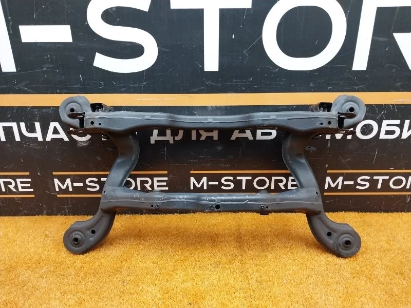Балка поперечная (подрамник) Mercedes-Benz A-Class 2013 A2463505600 W176 270.910, задняя