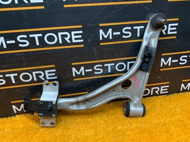 Рычаг подвески нижний Mercedes-Benz A-Class 2013 A2463304700 W176 270.910, передний левый