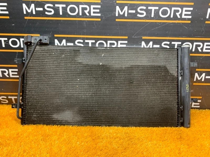 Радиатор кондиционера Audi Q3 2013 8U0260401B 8U CPSA