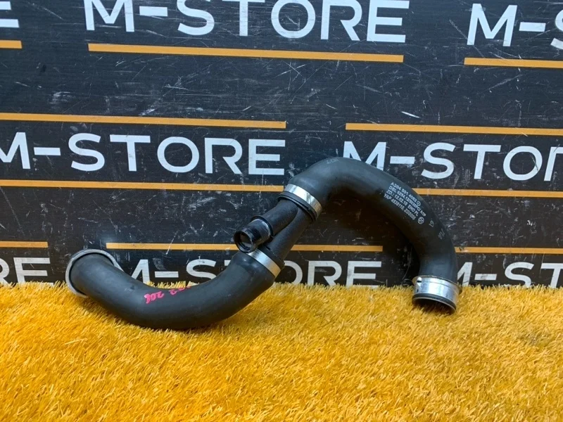 Патрубок радиатора нижний Mercedes-Benz E-Class 2012 A2045014082 W212 276.952