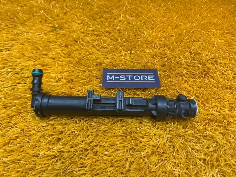 Форсунка омывателя фары Mercedes-Benz Cla-Class 2015 A2468600547 C117 270.910, левая