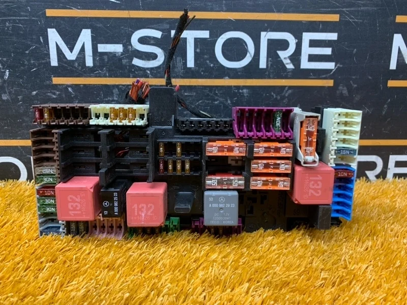 Блок предохранителей Mercedes-Benz S-Class 2014 A2229061201 W222 276.960