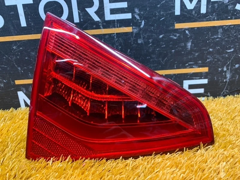 Фонарь крышки багажника Audi A5 2014 8T0945093C 8T CDNC, левый