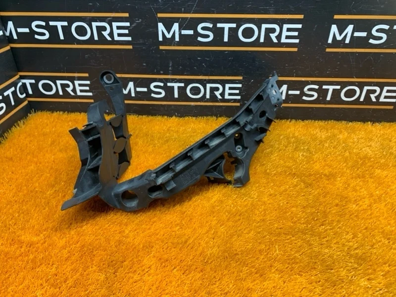 Кронштейн фары Audi A4 2009 8K0805607A B8/8K CDHB, левый