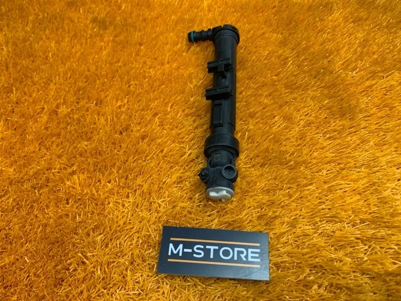 Форсунка омывателя фары Mercedes-Benz A-Class 2013 A1768600147 W176 270.910, левая