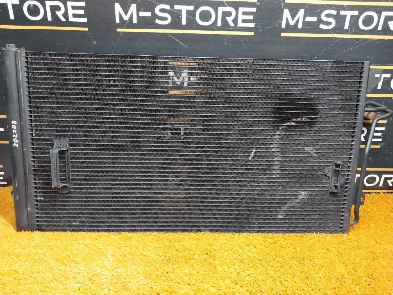 Радиатор кондиционера Porsche Cayenne 2010 7L0820411G 957 M4801