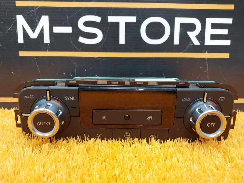 Блок управления климат-контролем Volkswagen Touareg 2012 7P6907040BK 7P CGRA