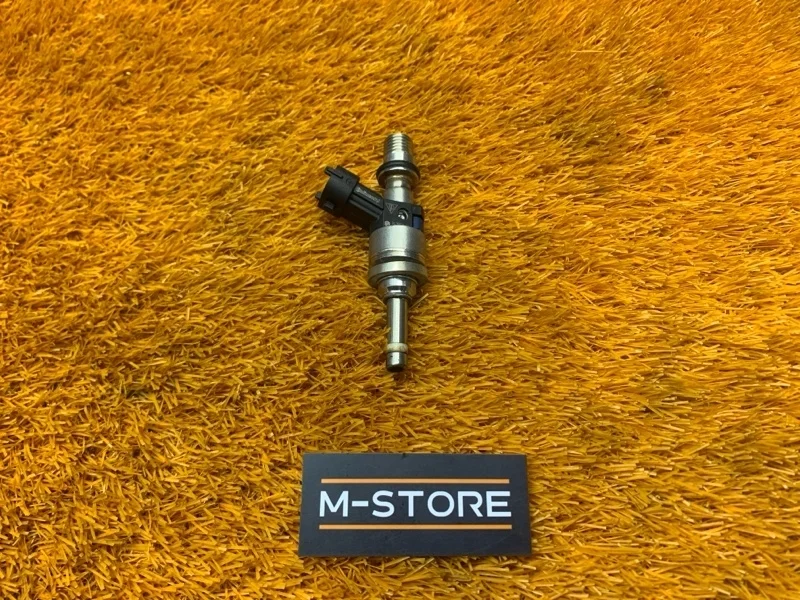 Форсунка топливная Porsche Cayenne 2009 94811012820 957 M4801