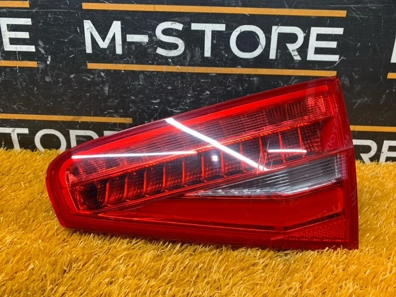 Фонарь крышки багажника Audi A4 2013 8K5945094AC B8/8K CDNC, правый