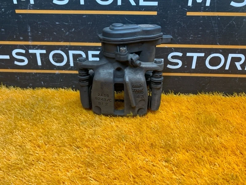 Суппорт Audi A8 2010 4H0615403A 4H/D4 CDRA, задний левый