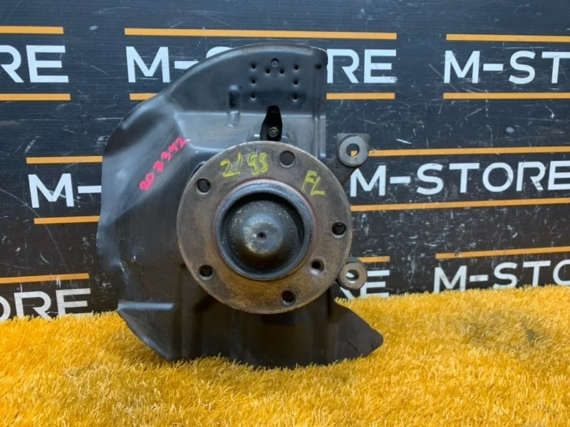 Ступица Bmw 3-Series 2004 31211096429 E46 N46B20A, передняя левая