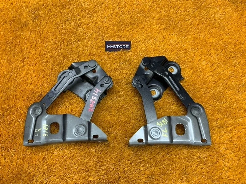 Петля капота Land Rover Range Rover 2003 BKB760052 L322 M62B44