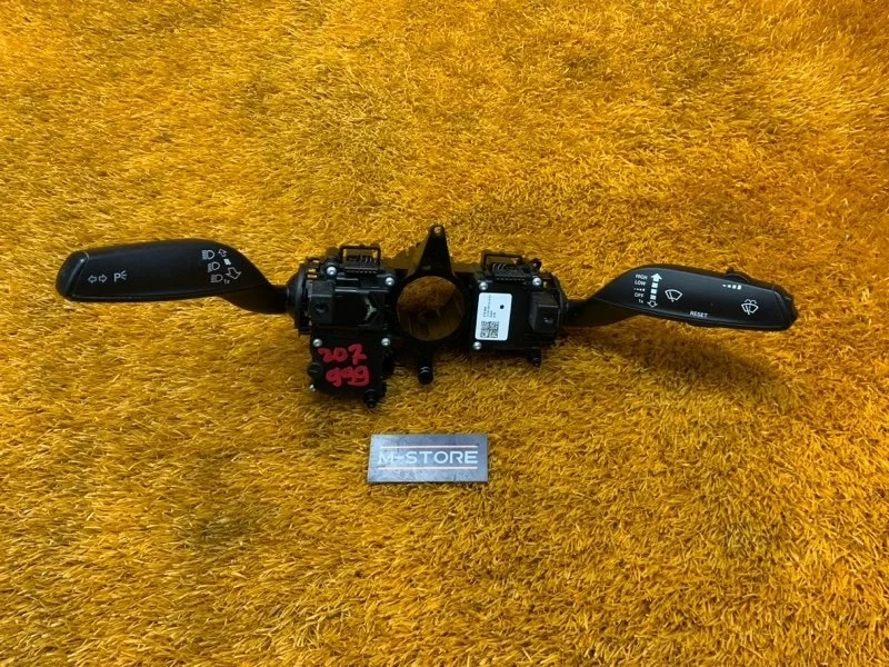 Блок подрулевых переключателей Audi A4 2013 4G0953502T B8/8K CDNC