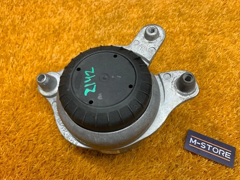 Подушка двигателя Mercedes-Benz C-Class 2014 A2052400300 W205 274.920, правая