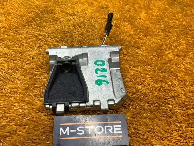 Камера переднего вида Mercedes-Benz M-Class 2013 A0009050338 W166 276.955, передняя