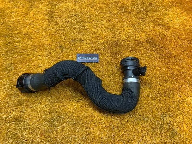 Патрубок радиатора нижний Audi A4 2008 8K0121055B B8/8K CALA