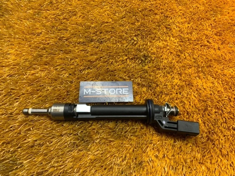 Форсунка топливная Volkswagen Touareg 2008 03H906036A 7L BHK