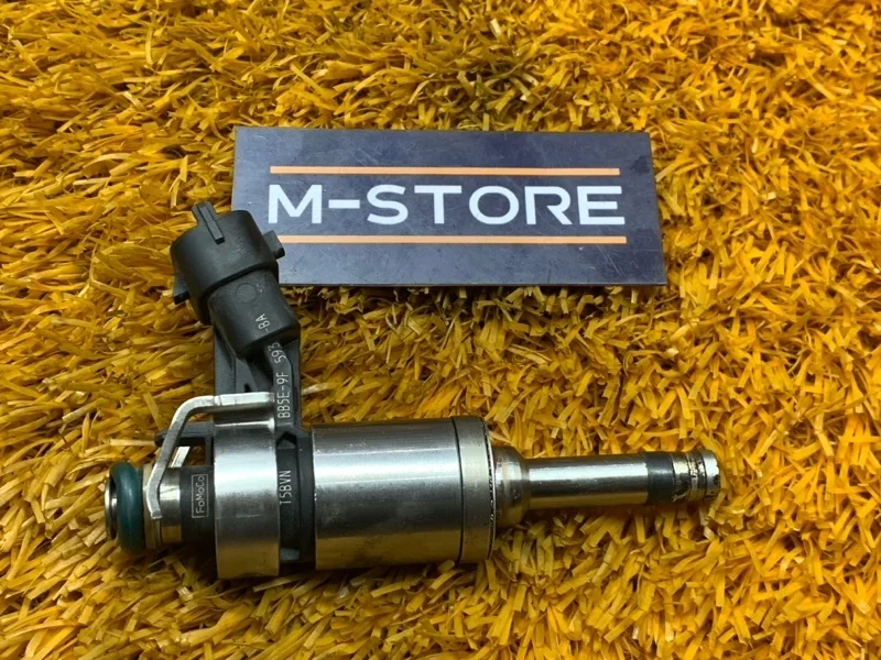 Форсунка топливная Land Rover Range Rover Evoque 2012 BB5E9F593BA L538 204PT