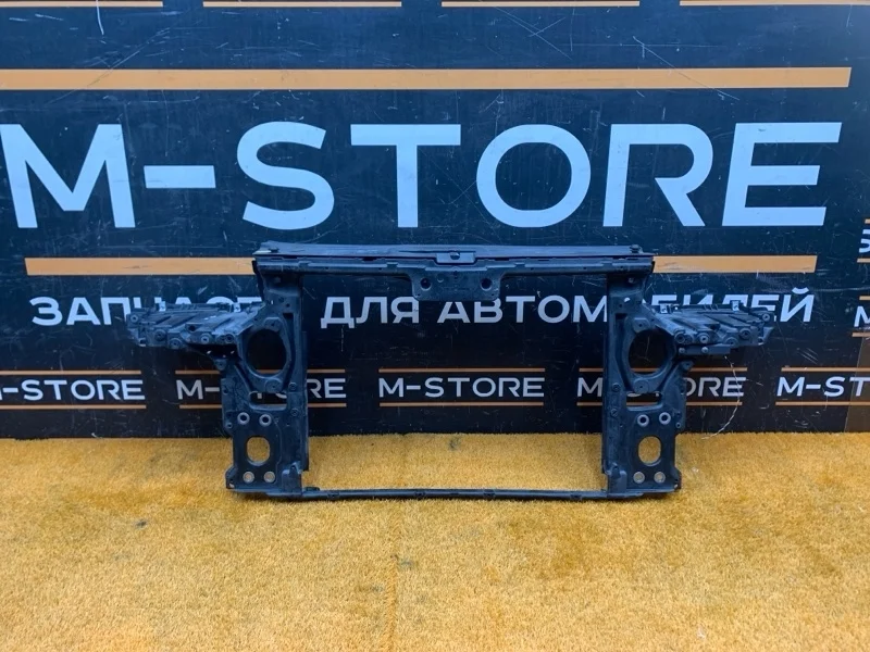 Рамка радиатора Volkswagen Touareg 2008 7L0907341A 7L BHK