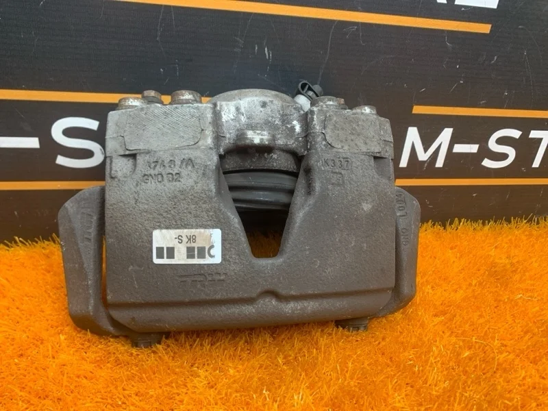 Суппорт Audi A4 2010 8K0615124B B8/8K CDNC, передний правый