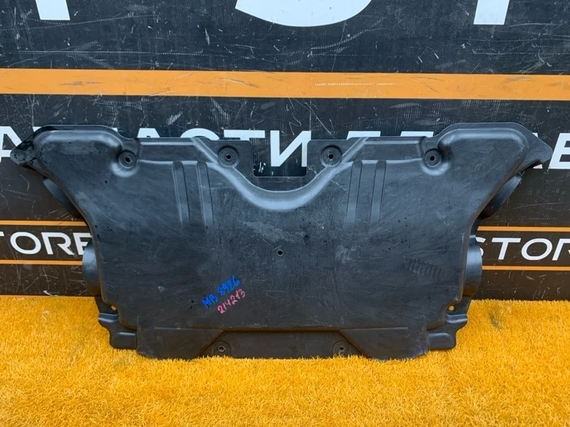 Защита двигателя Mercedes-Benz E-Class 2016 A2135242700 W213 274.920