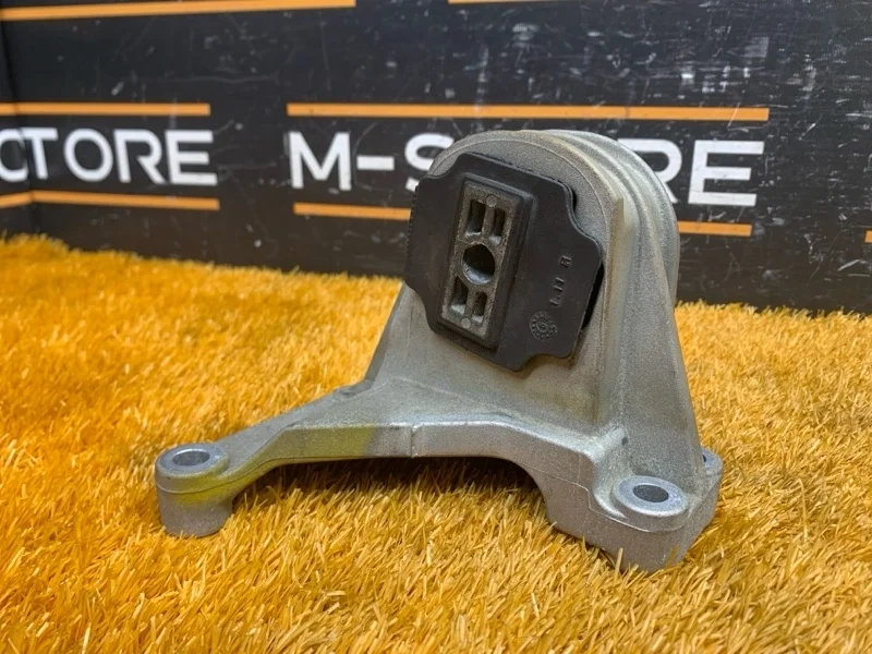 Подушка двигателя Volvo V70 30680770 SW61 B5244S, задняя