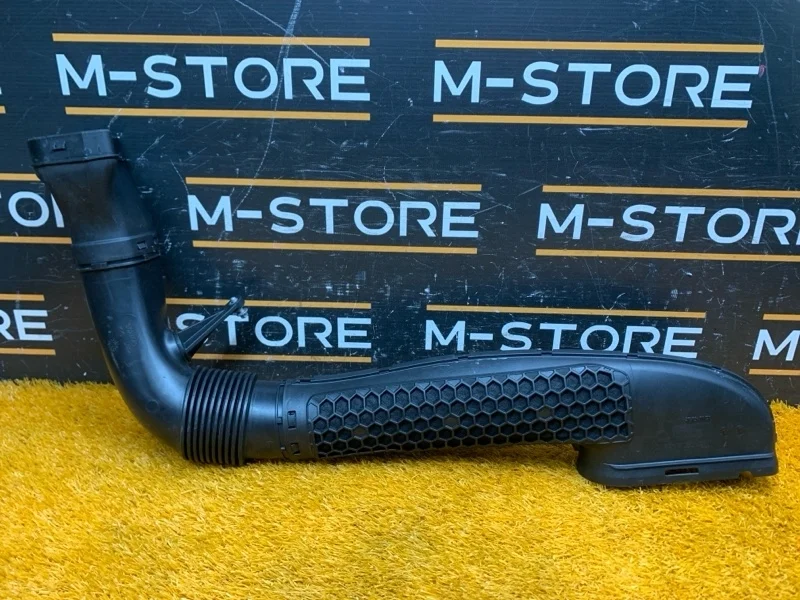 Патрубок воздухозаборника Mercedes-Benz E-Class 2015 A2740900400 W212 274.920