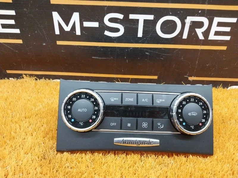 Блок управления климат-контролем Mercedes-Benz C-Class 2011 A2049003803 W204 276.957