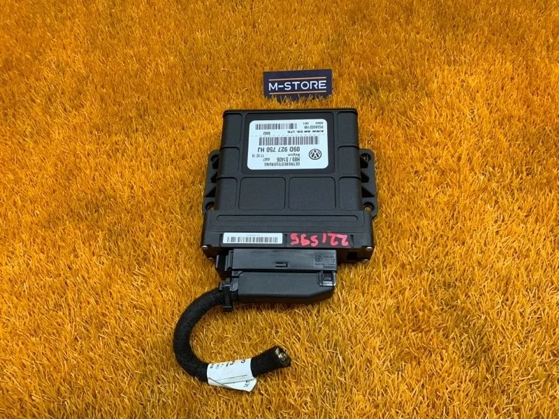 Блок управления АКПП Volkswagen Touareg 2010 09D927750HJ 7L BHK