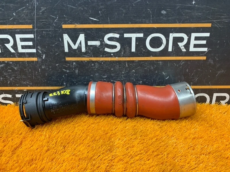 Патрубок интеркулера Bmw 7-Series 2012 13717583728 F01 N55B30A