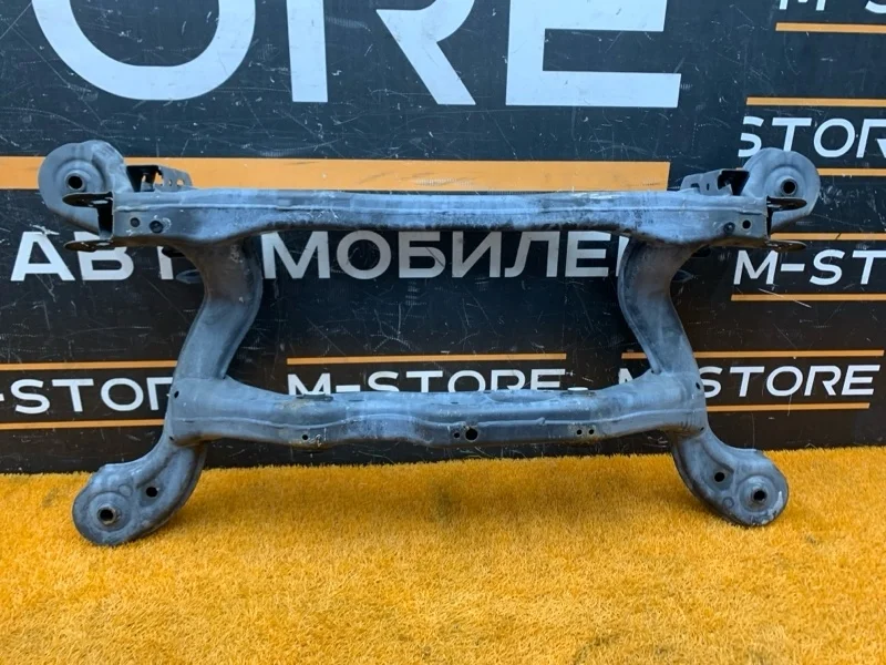 Балка поперечная (подрамник) Mercedes-Benz B-Class 2013 A2463502900 W246 270.910, задняя