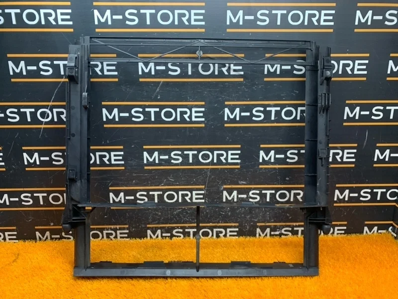 Рамка радиатора Land Rover Range Rover 2003 PCU000130 L322 M62B44