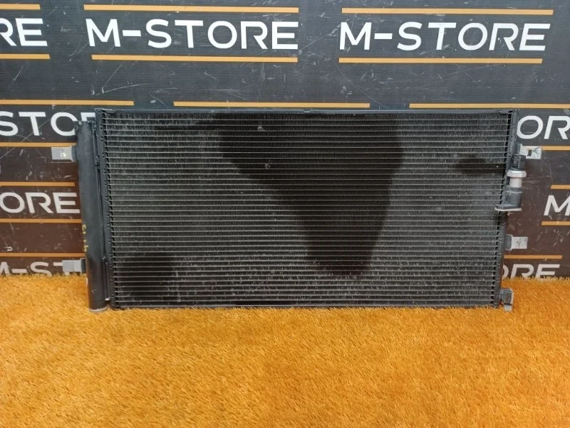 Радиатор кондиционера Audi A4 2014 8T0260401 B8/8K CDNB