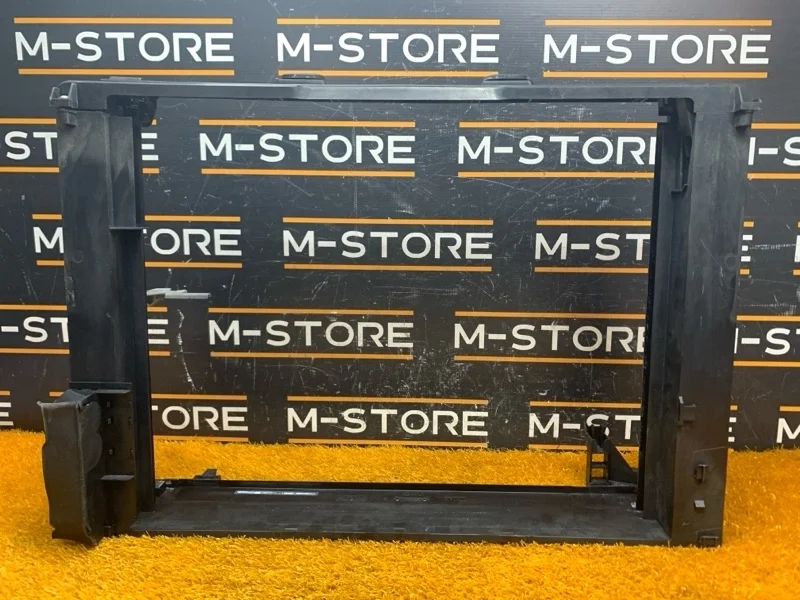 Рамка радиатора Bmw 5-Series 2011 7603741 F10 N52B30A