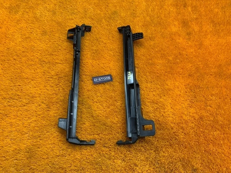 Кронштейн радиатора Mercedes-Benz C-Class 2007 A2045010320 W204 271.950