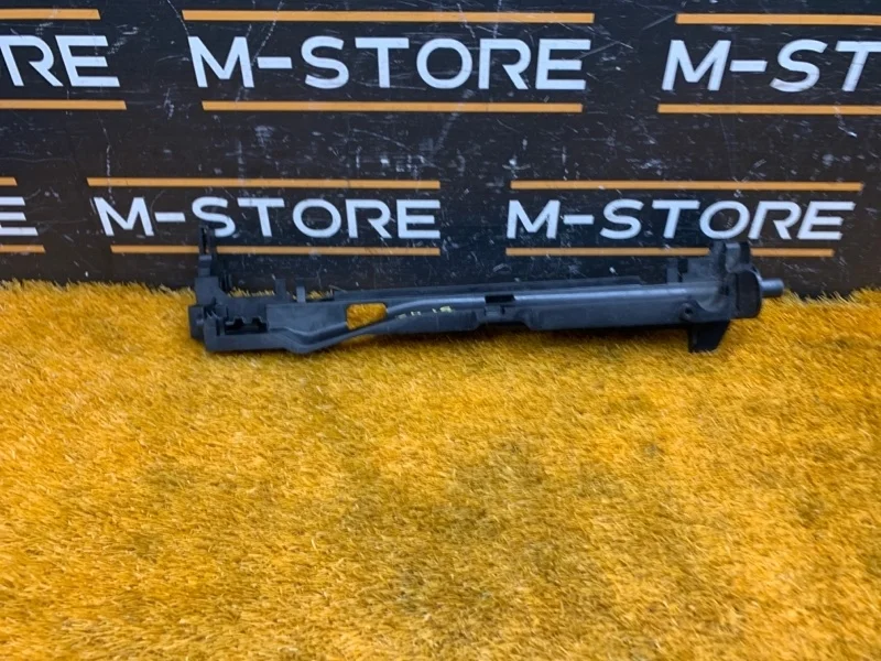 Кронштейн радиатора Mercedes-Benz C-Class 2014 A0995042118 W205 274.920, левый