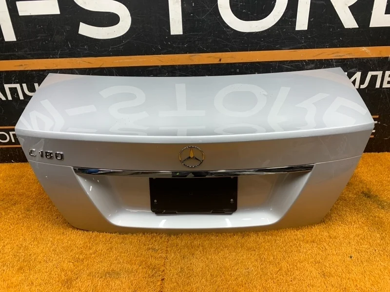Крышка багажника Mercedes-Benz C-Class 2013 A2047500075 W204 271.820