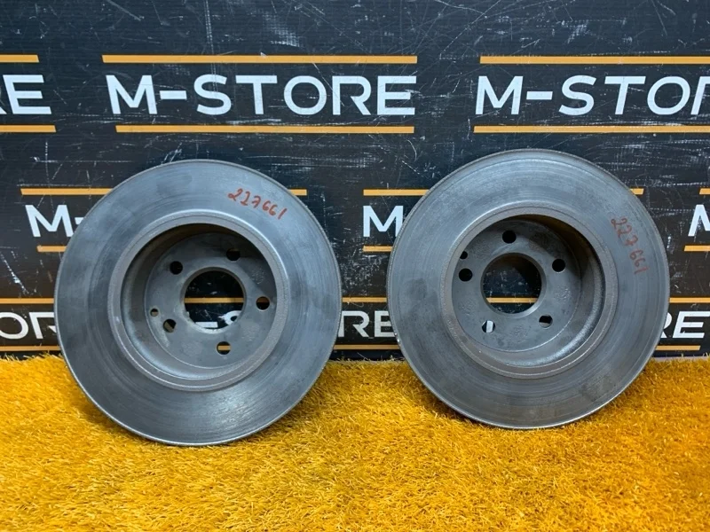 Диск тормозной Mercedes-Benz C-Class 2009 A2044210712 W204 272.947, передний