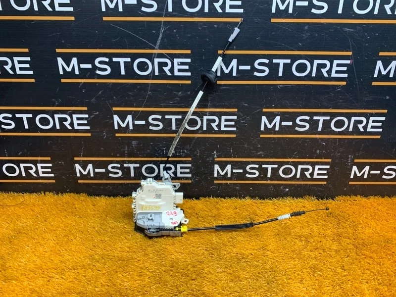 Замок двери Audi Q5 2015 8K0839016H 8R CNCD, задний правый