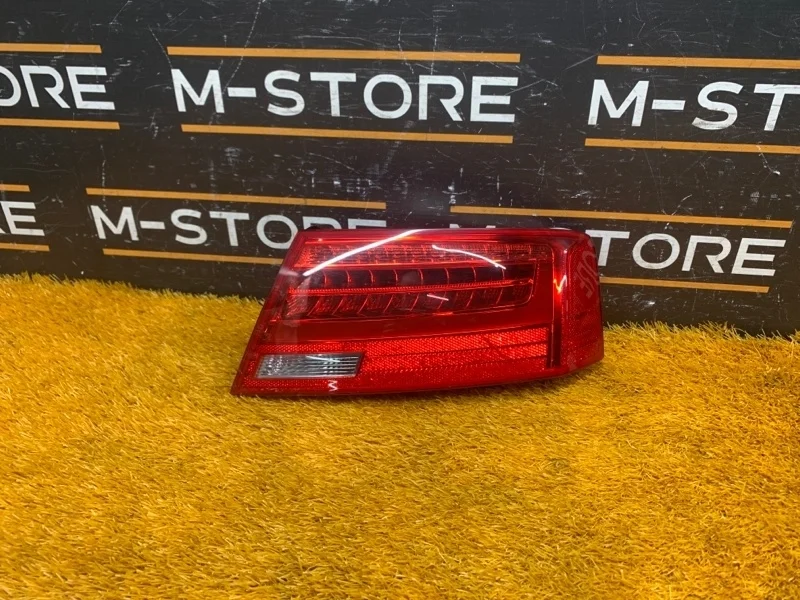 Фонарь задний Audi A5 2010 8T8945096F 8T CDNC, правый