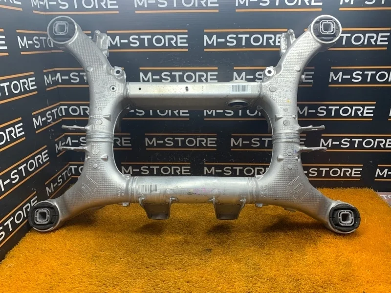 Балка поперечная (подрамник) Bmw 7-Series 2009 6775880 F01 N63B44A, задняя