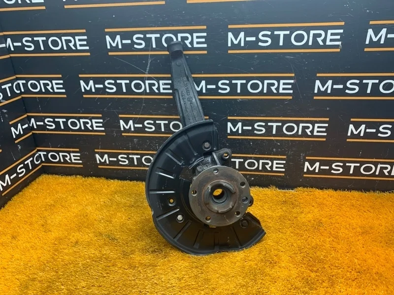 Ступица Volkswagen Touareg 2011 7P6407246A 7P CGRA, передняя правая