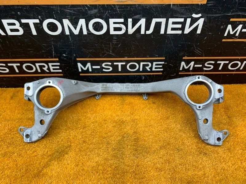 Кронштейн подушки двигателя Volkswagen Touareg 2011 7P0199207A 7P CGRA, передний