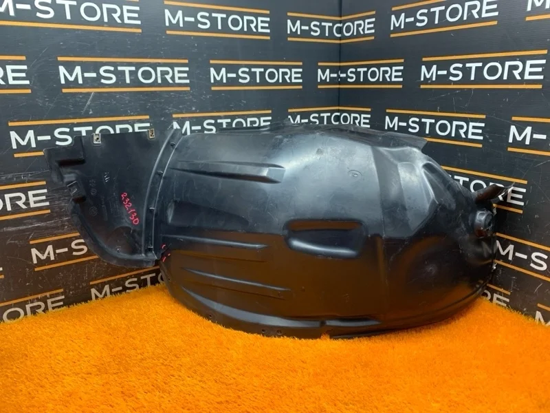 Подкрылок Mercedes-Benz R-Class 2006 A2518801905 W251 272.967, передний левый