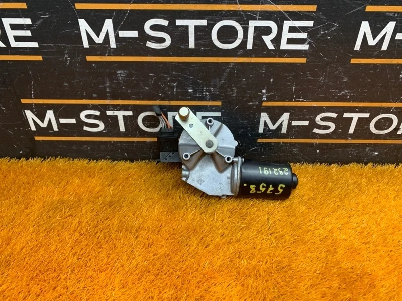 Мотор стеклоочистителя Mercedes-Benz Gl-Class 2009 A1648202442 X164 273.923, передний