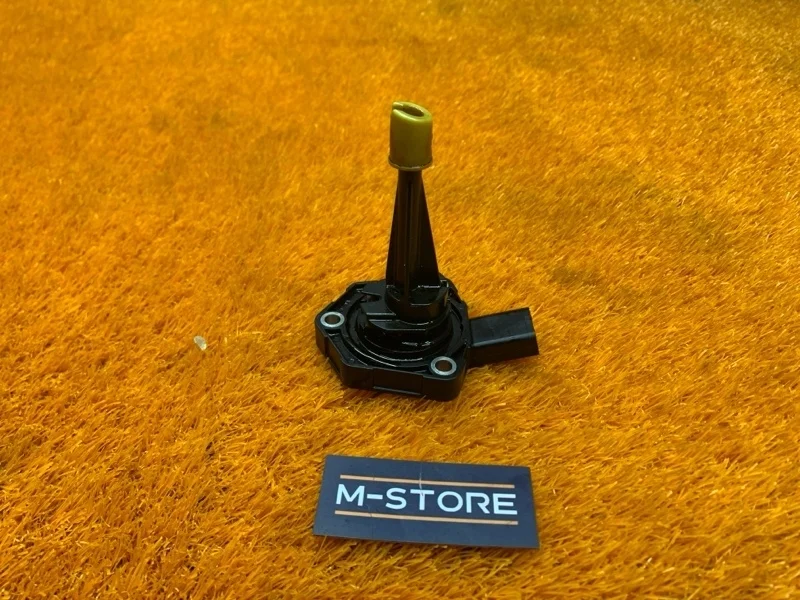 Датчик уровня масла Audi A4 2013 03C907660Q B8/8K CDNB